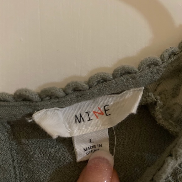 Flowy boho top. - Picture 2 of 3